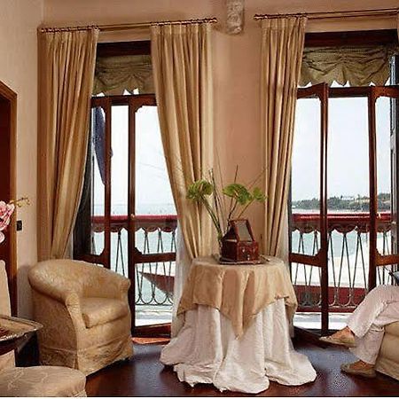 La Rosa Dei Venti Bed & Breakfast Venesia Bagian luar foto