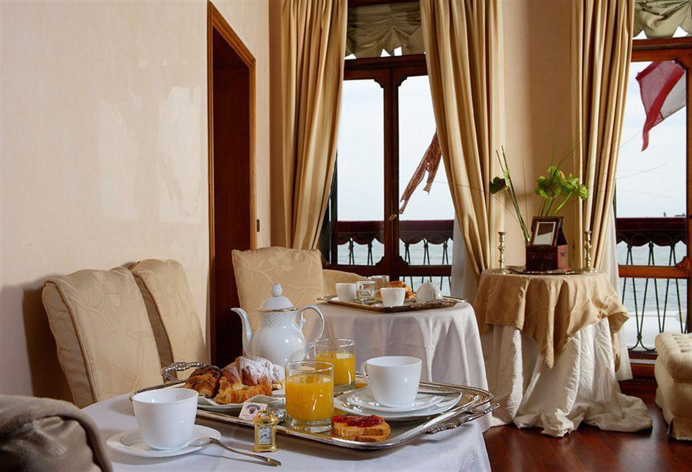 La Rosa Dei Venti Bed & Breakfast Venesia Bagian luar foto