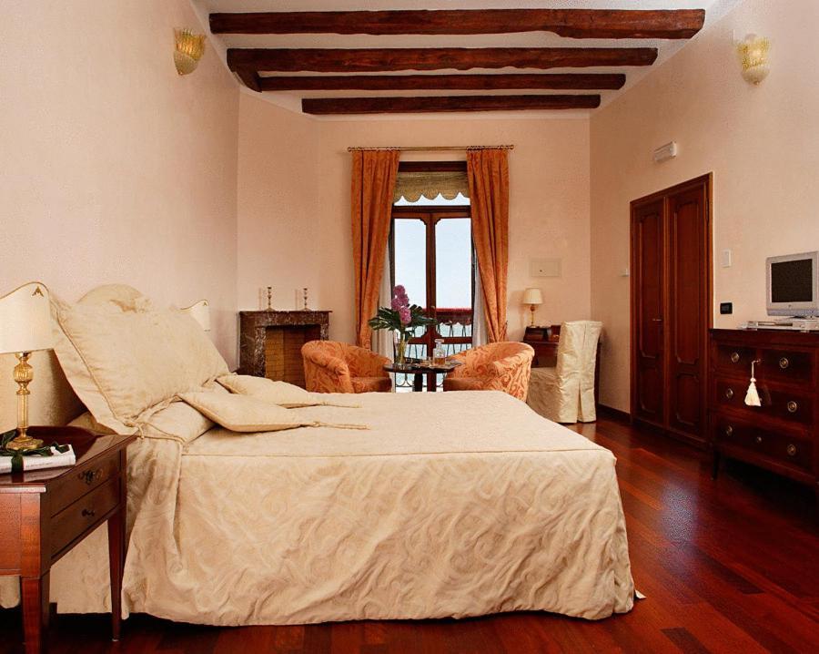 La Rosa Dei Venti Bed & Breakfast Venesia Ruang foto