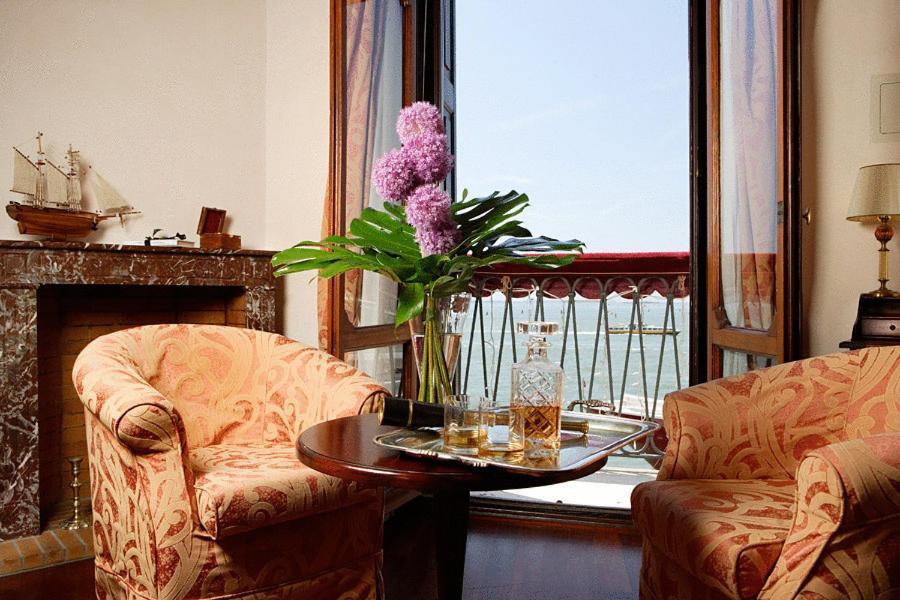 La Rosa Dei Venti Bed & Breakfast Venesia Ruang foto